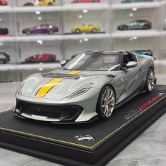 [BBR] 1:18 Ferrari 2022 812 Competizione Aperta Silver Giallo Stripe Model Car Resin