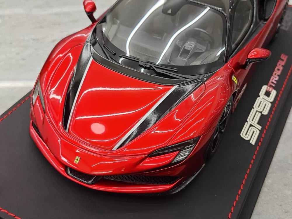 [BBR] 1:18 Ferrari 2023 SF90 Stradale Glossy Red Model Car Resin