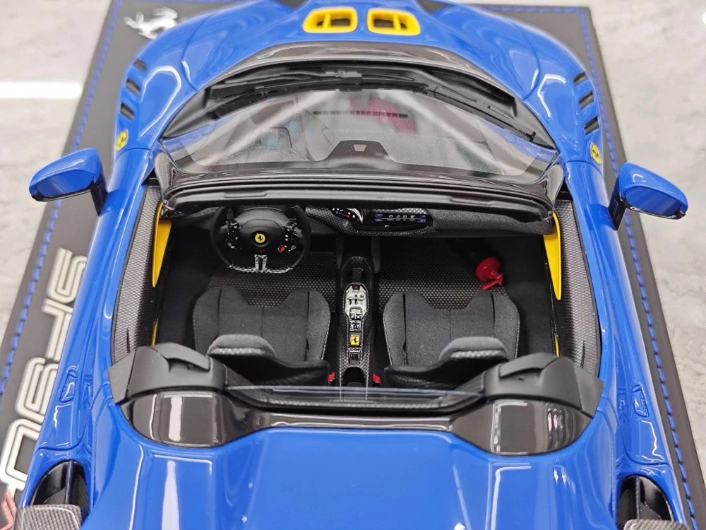 [BBR] 1:18 Ferrari 2023 SF90 XX Spider Glossy blu & giallo modellino di auto resina
