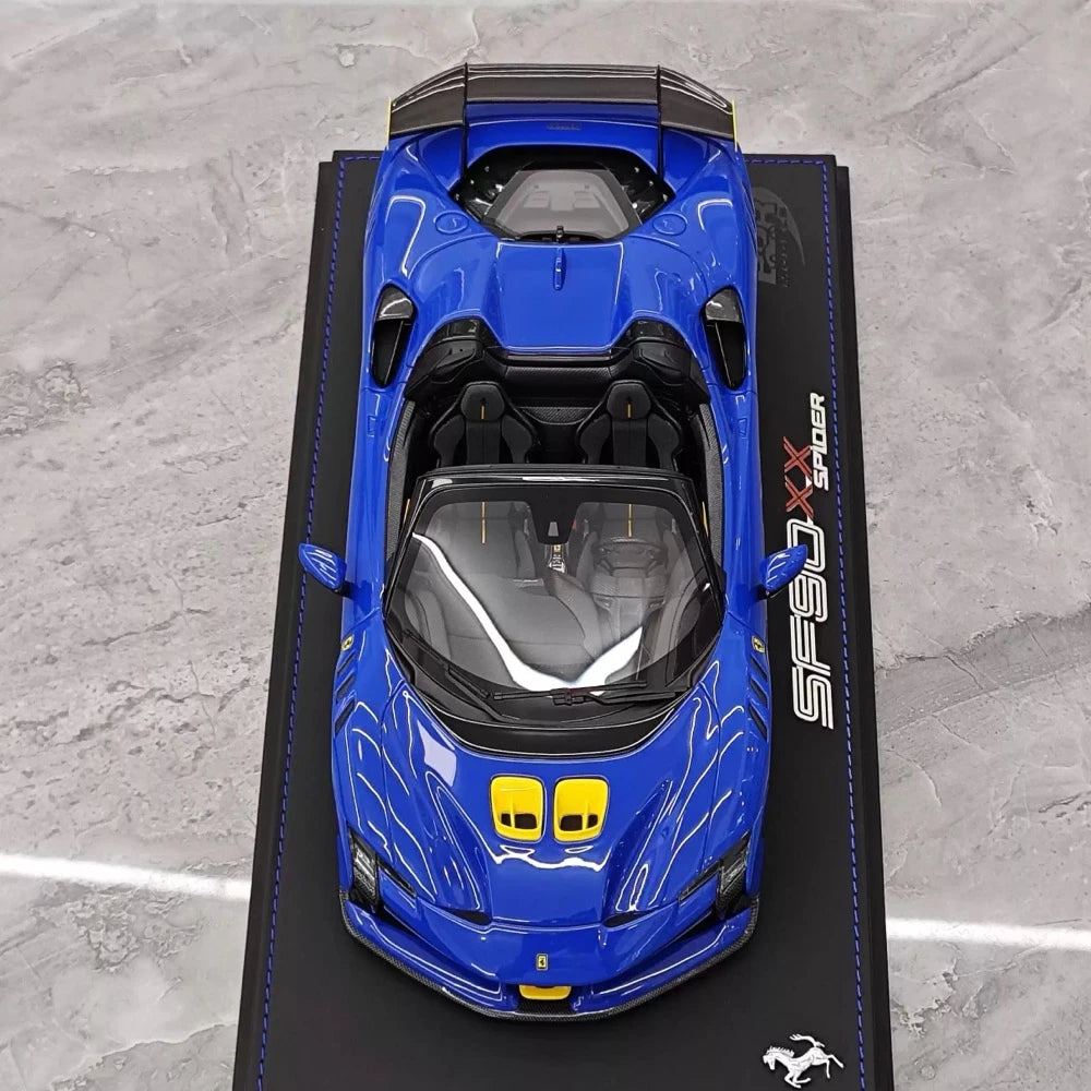 [BBR] 1:18 Ferrari 2023 SF90 XX Spider Glossy blu & giallo modellino di auto resina