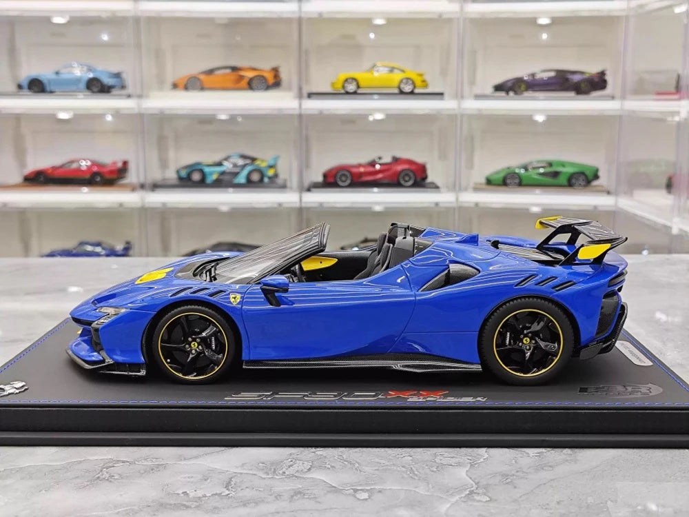 [BBR] 1:18 Ferrari 2023 SF90 XX Spider Glossy blu & giallo modellino di auto resina