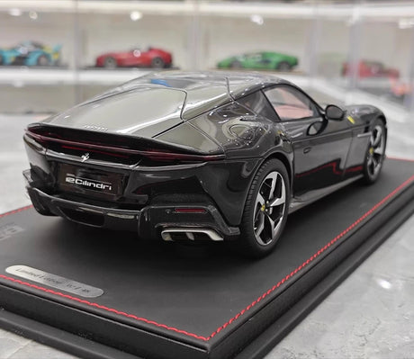 [BBR] 1:18 Ferrari 2024 12 Cilindri Coupe Glossy Black Model Car Resin