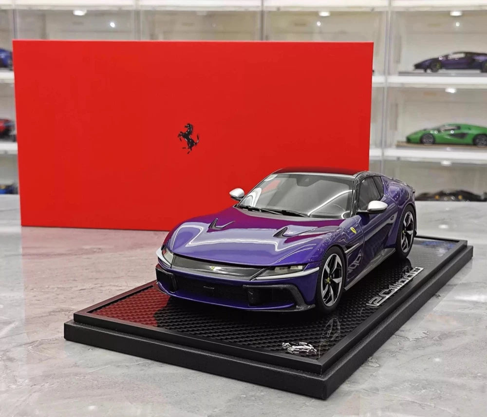 [BBR] 1:18 Ferrari 2024 12 Cilindri Coupe violet voiture miniature Resin