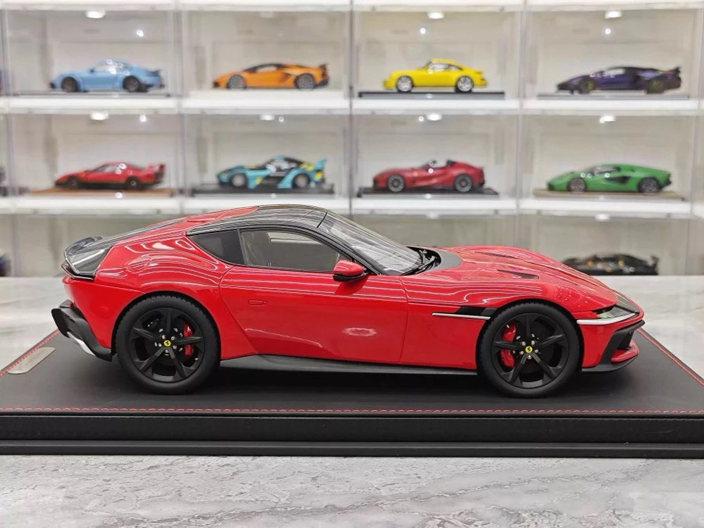 [BBR] 1:18 Ferrari 2024 12 Cilindri Coupe Red Model Car Resin