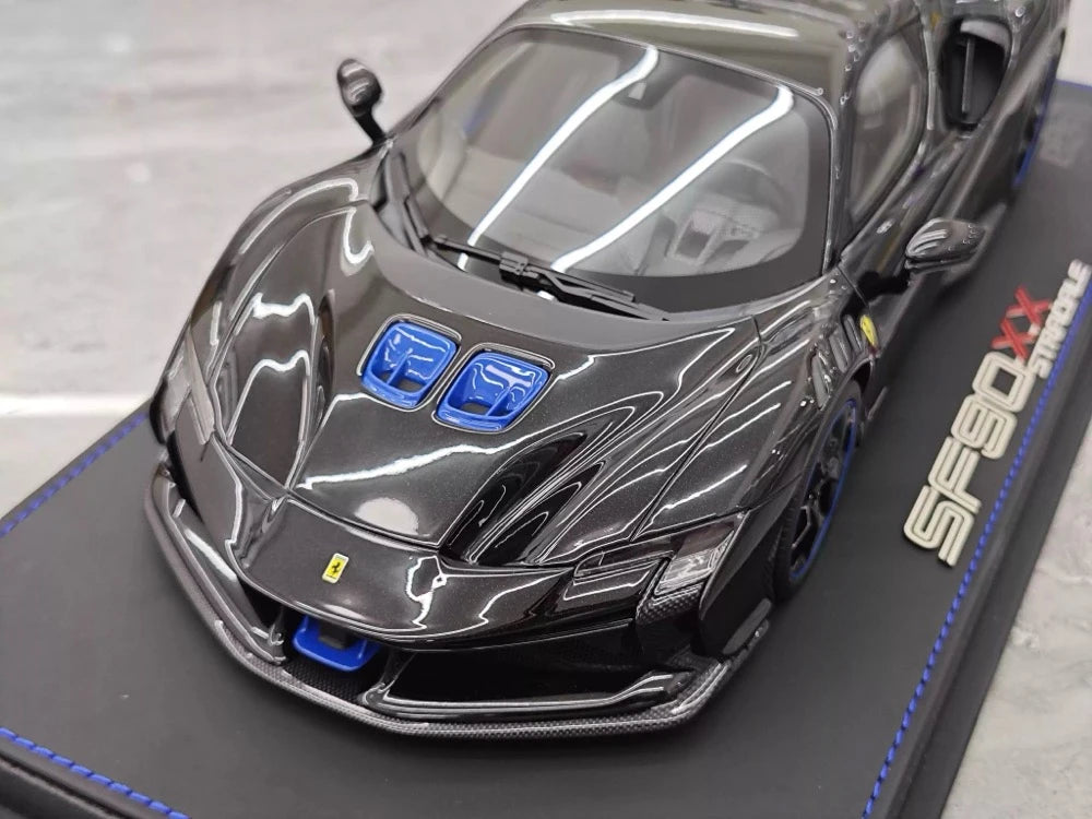 [BBR] 1:18 Ferrari 2024 SF90 XX Stradale Glossy Black & Blue Model Car Resin