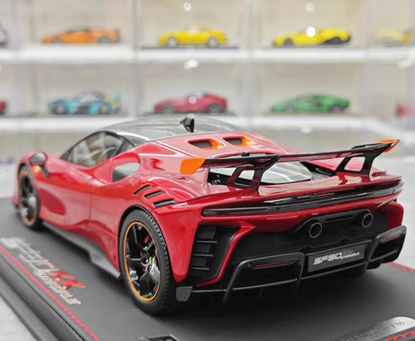 [BBR] 1:18 Ferrari 2024 SF90 XX Stradale glanzend rood & oranje modelauto Hars