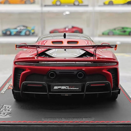 [BBR] 1:18 Ferrari 2024 SF90 XX Stradale glanzend rood & oranje modelauto Hars