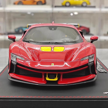 [BBR] 1:18 Ferrari 2024 SF90 XX Stradale glanzend rood & geel modelauto Hars