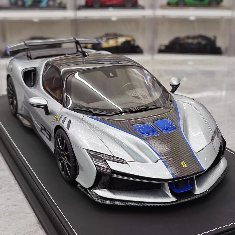 [BBR] 1:18 Ferrari 2024 SF90 XX Stradale Glossy Silver & Black Model Car Resin