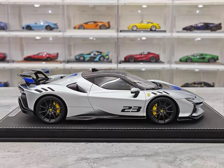 [BBR] 1:18 Ferrari 2024 SF90 XX Stradale glanzend zilver & zwart modelauto Hars