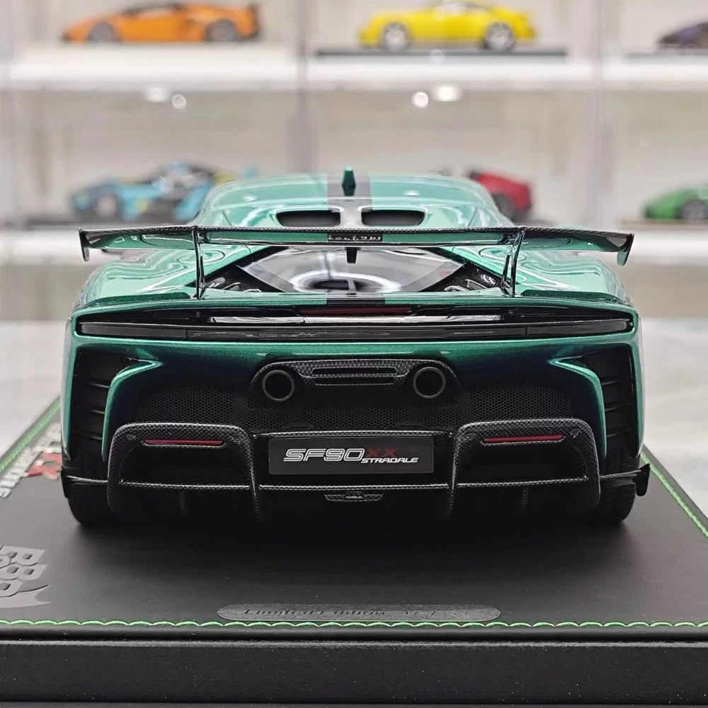[BBR] 1:18 Ferrari 2024 SF90 XX Stradale Tiffany bleu & noir voiture miniature Resin