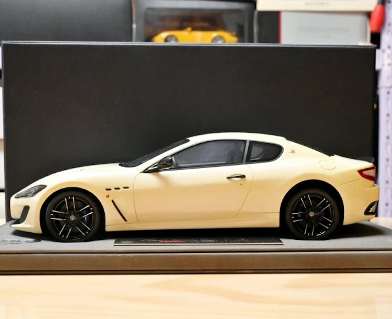 [BBR] 1:18 Maserati 2011 GranTurismo MC Stradale White Model Car Resin
