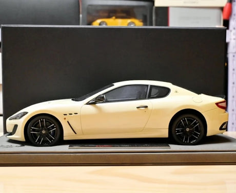 [BBR] 1:18 Maserati 2011 GranTurismo MC Stradale White Model Car Resin