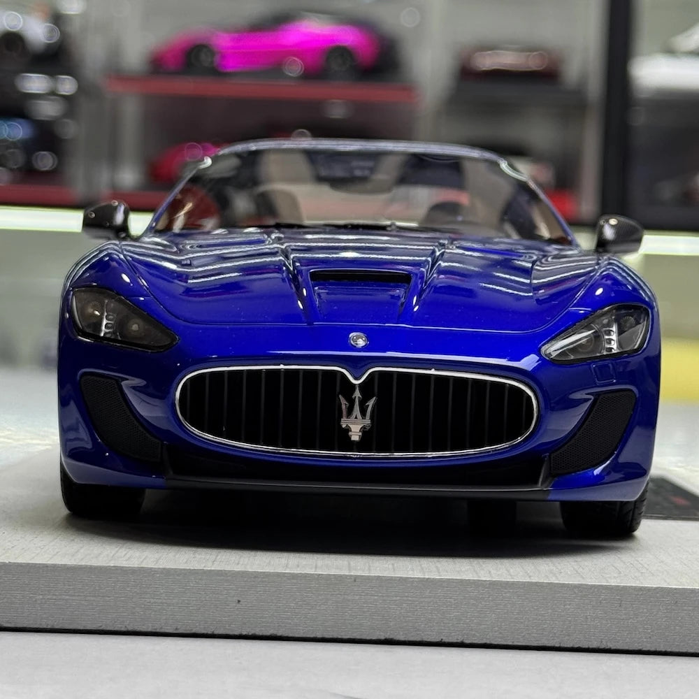 [BBR] 1:18 Maserati 2011 GranTurismo MC Stradale Blue Model Car Resin