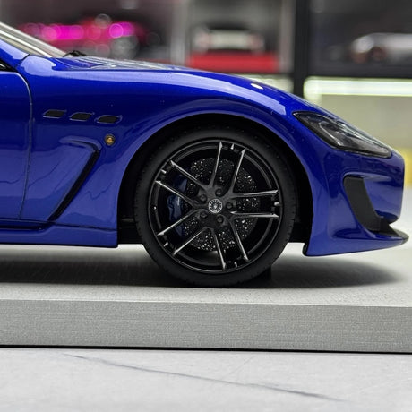 [BBR] 1:18 Maserati 2011 GranTurismo MC Stradale Blue Model Car Resin