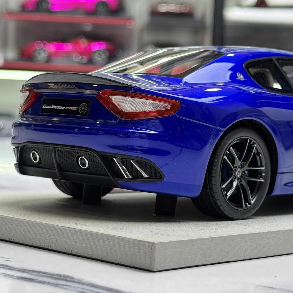 [BBR] 1:18 Maserati 2011 GranTurismo MC Stradale Blue Model Car Resin