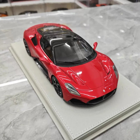 [BBR] 1:18 Maserati 2022 MC20 Red with Black Roof Model Car Resin