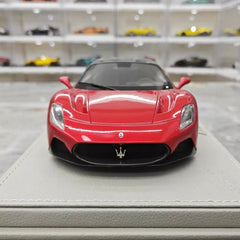 [BBR] 1:18 Maserati 2022 MC20 punainen ja musta Roof pienoismalli Hartsi