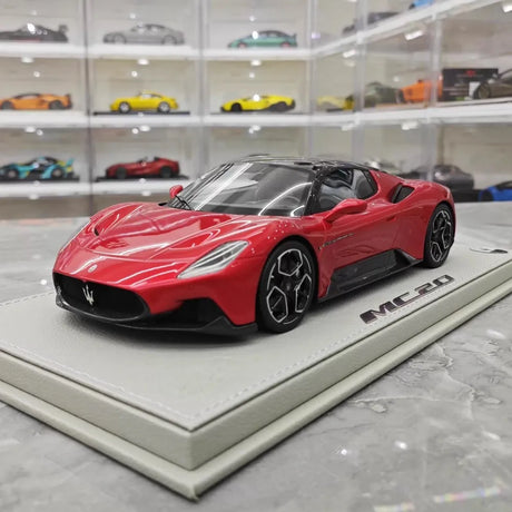 [BBR] 1:18 Maserati 2022 MC20 Red with Black Roof Model Car Resin