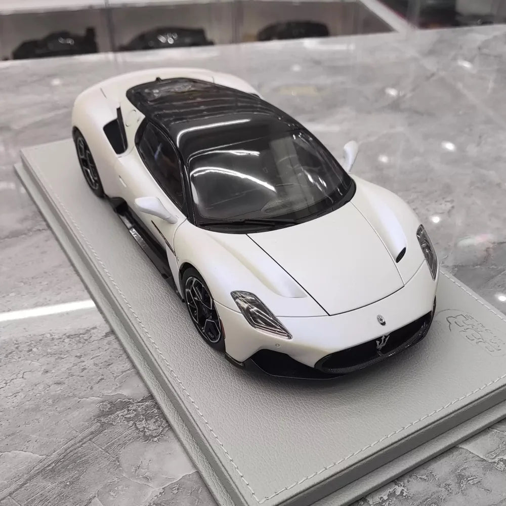 [BBR] 1:18 Maserati 2022 MC20 White Model Car Die-Cast