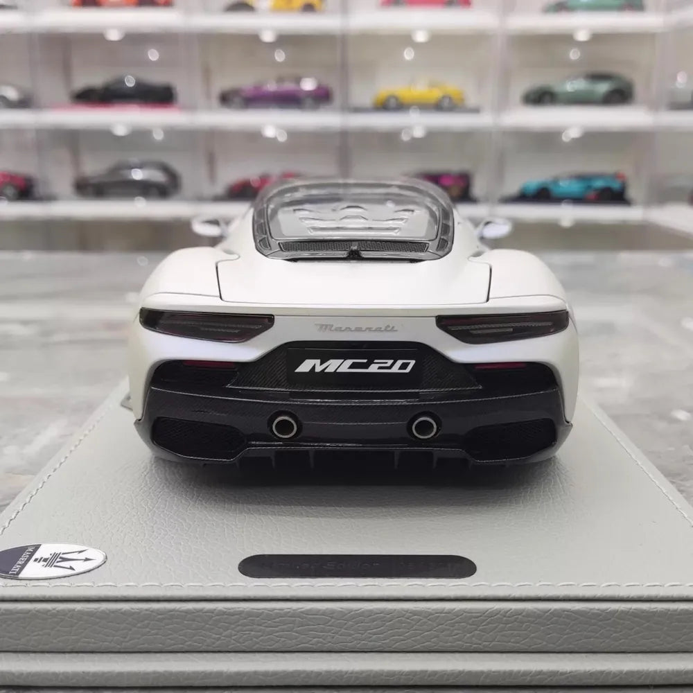 [BBR] 1:18 Maserati 2022 MC20 White Model Car Die-Cast