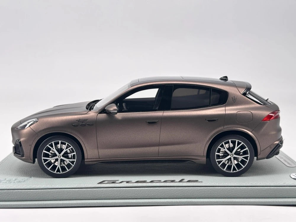 [BBR] 1:18 Maserati 2023 Grecale Trofeo marron voiture miniature Resin