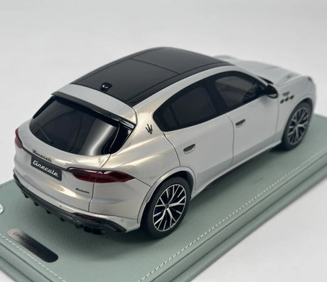 [BBR] 1:18 Maserati 2023 Grecale Trofeo Silver Model Car Resin