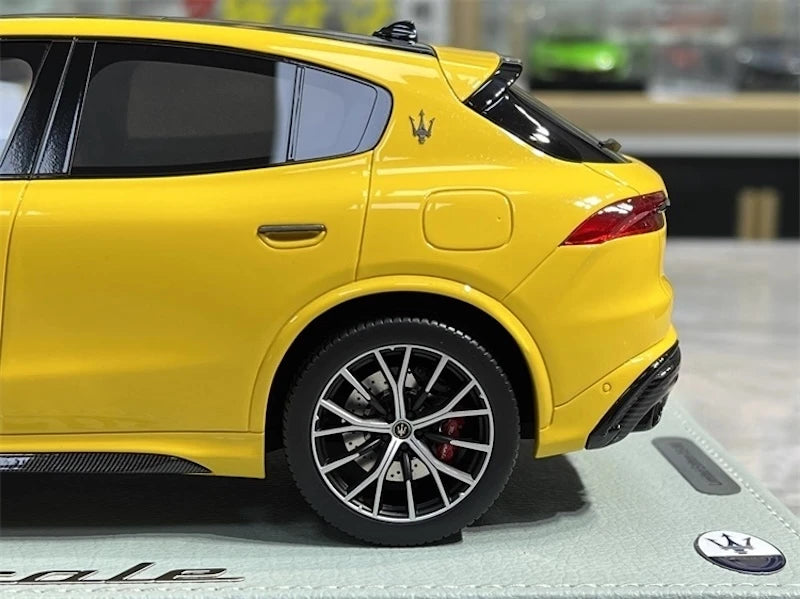 [BBR] 1:18 Maserati 2023 Grecale Trofeo giallo modellino di auto resina