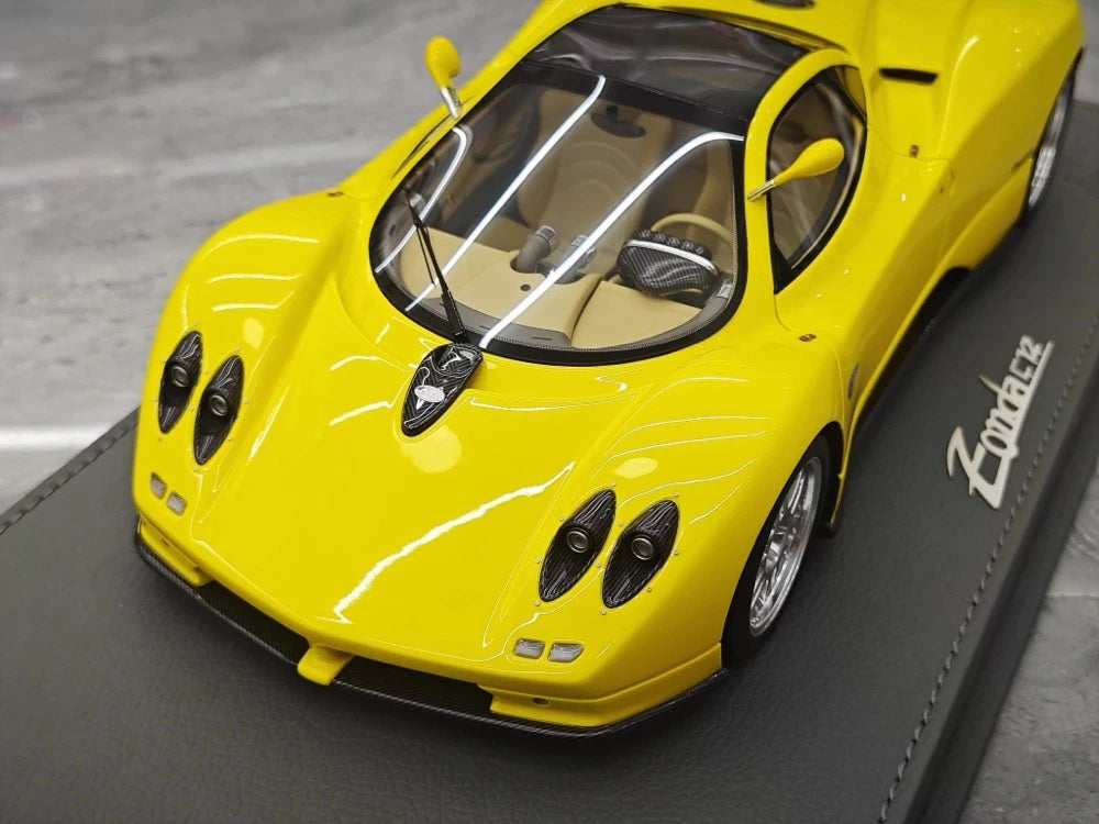 [BBR] 1:18 Pagani 1999 Zonda C12 giallo modellino di auto resina