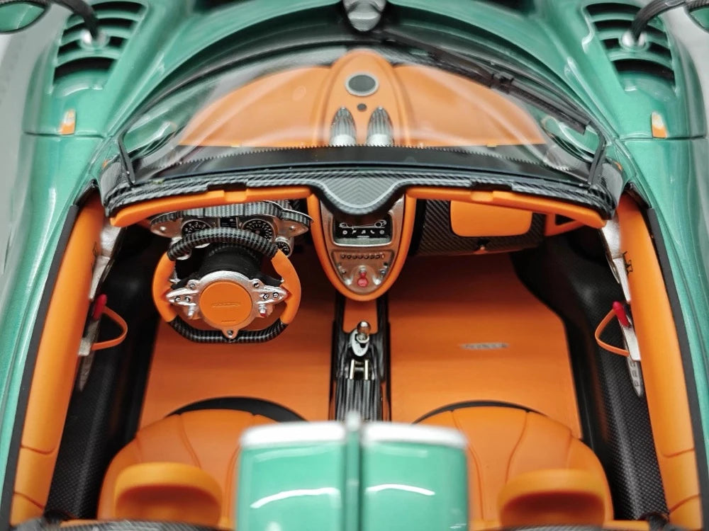 [BBR] 1:18 Pagani 2020 Imola Roadster Green Model Car Resin