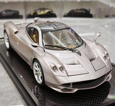 [BBR] 1:18 Pagani 2022 Huayra Codalunga Pink Model Car Resin
