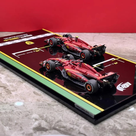 1:43 Ferrari 2024 SF-24 #16 / #55 GP الأسترالي كارلوس ساينز F1 نموذج سيارة من الراتنج من BBR - عرض 4