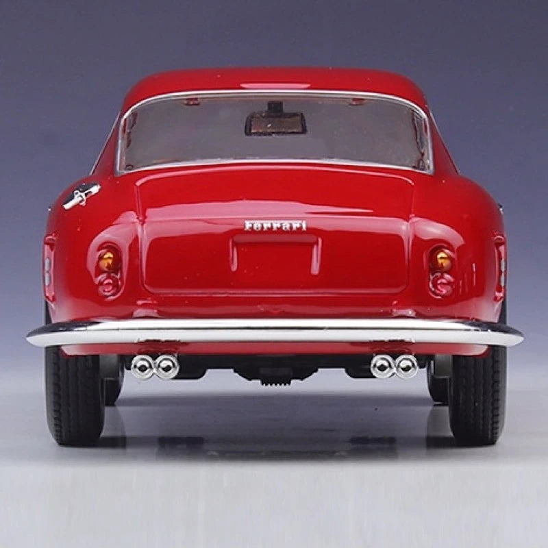 [Bburago] 1:24 Ferrari 1962 250 GT Berlinetta Passo Corto Red Model Car Die-Cast