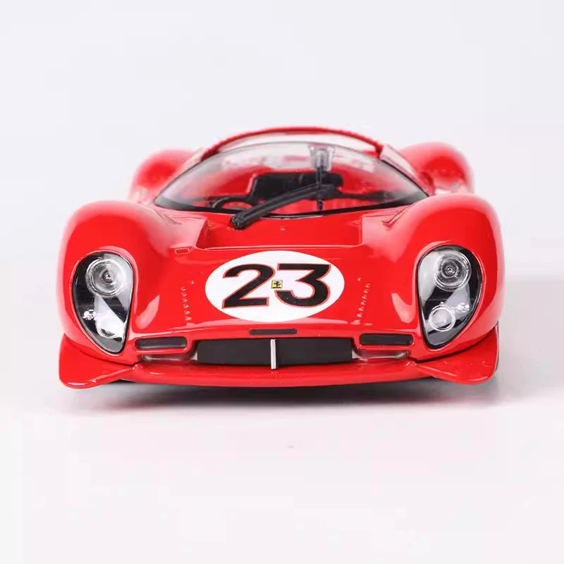 [Bburago] 1:24 Ferrari 1967 330 P4 #23 Daytona modellino di auto Die-Cast
