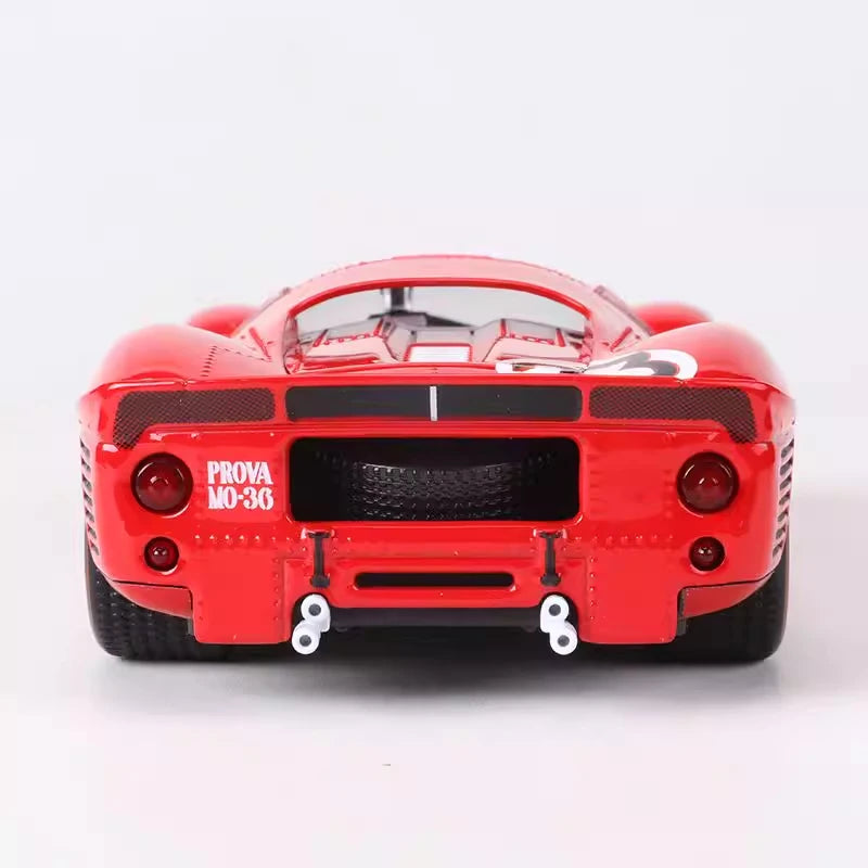 [Bburago] 1:24 Ferrari 1967 330 P4 #23 Daytona modellino di auto Die-Cast