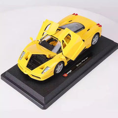 [Bburago] 1:24 Ferrari 2002 Enzo Yellow Model Car Die-Cast