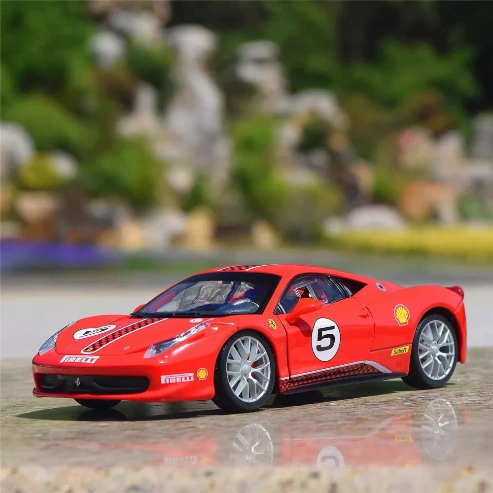 [Bburago] 1:24 Ferrari 2010 458 Challenge rouge voiture miniature Die-Cast