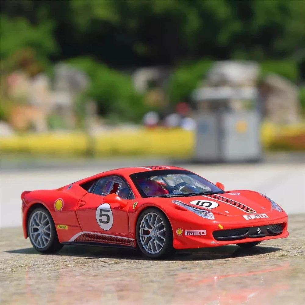 [Bburago] 1:24 Ferrari 2010 458 Challenge Red Model Car Die-Cast