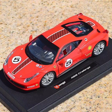 [Bburago] 1:24 Ferrari 2010 458 Challenge rood modelauto Die-Cast