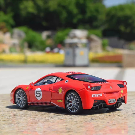 [Bburago] 1:24 Ferrari 2010 458 Challenge rood modelauto Die-Cast
