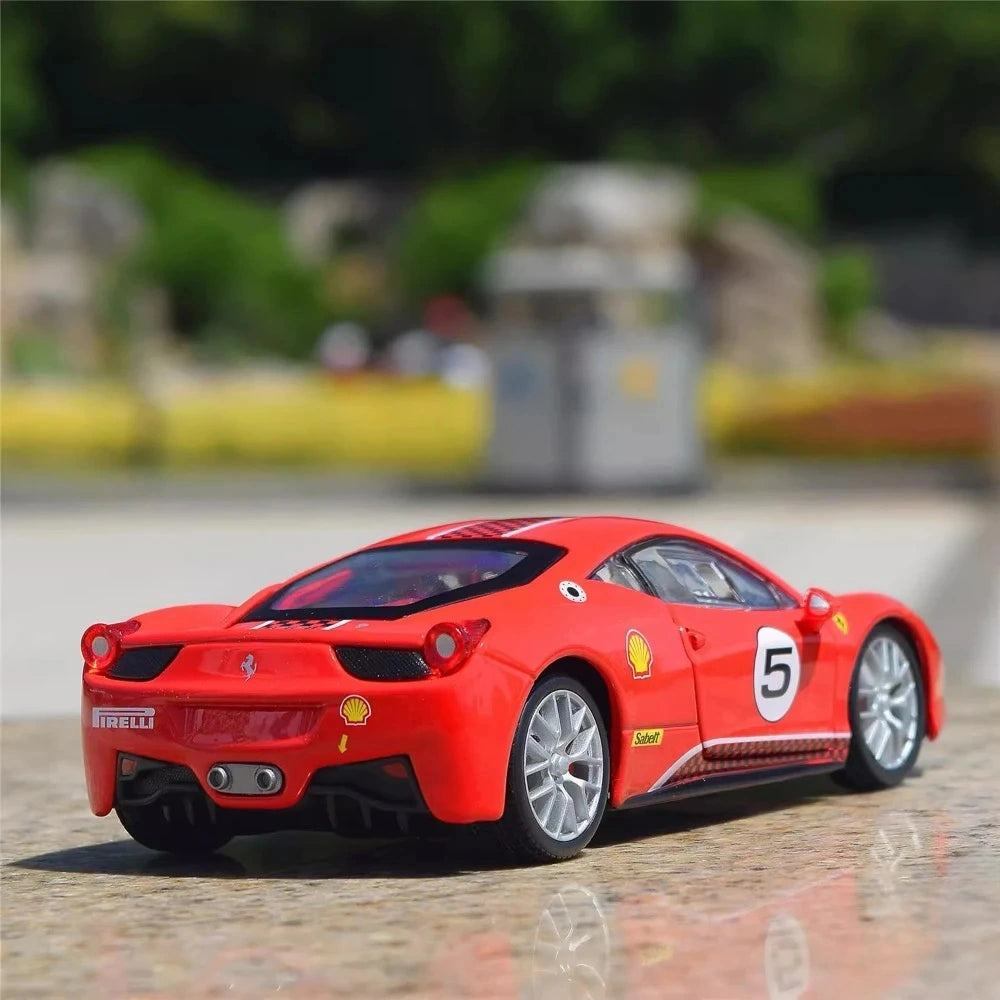 [Bburago] 1:24 Ferrari 2010 458 Challenge Red Model Car Die-Cast