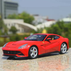 [Bburago] 1:24 Ferrari 2013 F12 Berlinetta Red Model Car Die-Cast