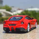 [Bburago] 1:24 Ferrari 2013 F12 Berlinetta rouge voiture miniature Die-Cast