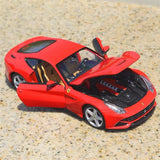 [Bburago] 1:24 Ferrari 2013 F12 Berlinetta rouge voiture miniature Die-Cast
