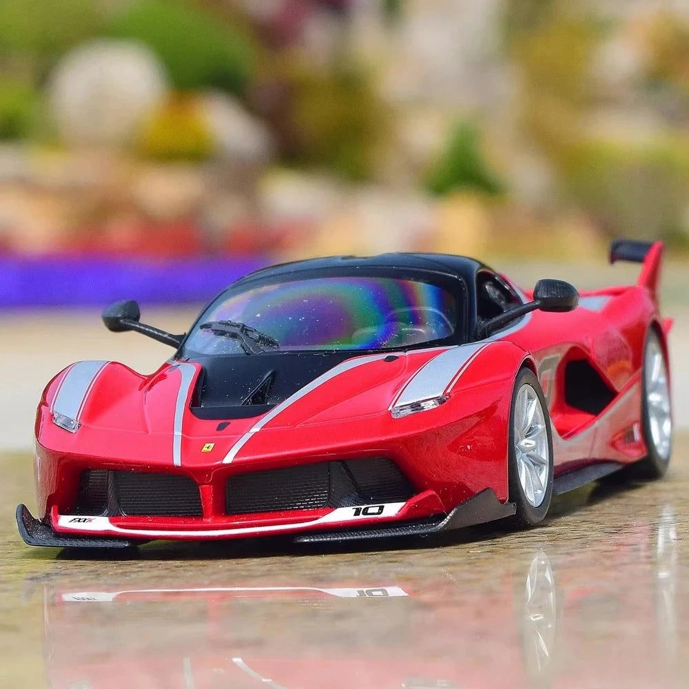 [Bburago] 1:24 Ferrari 2015 FXX K Red Model Car Die-Cast