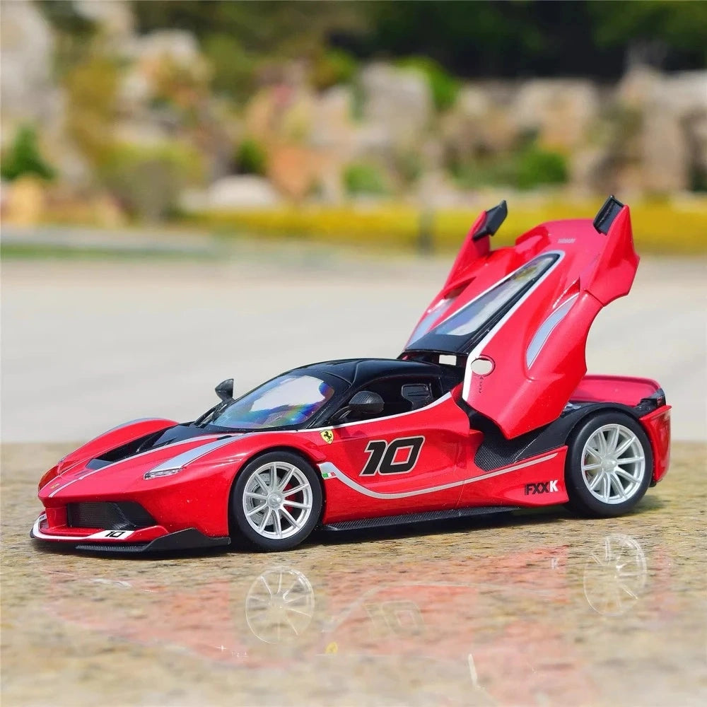 [Bburago] 1:24 Ferrari 2015 FXX K Red Model Car Die-Cast
