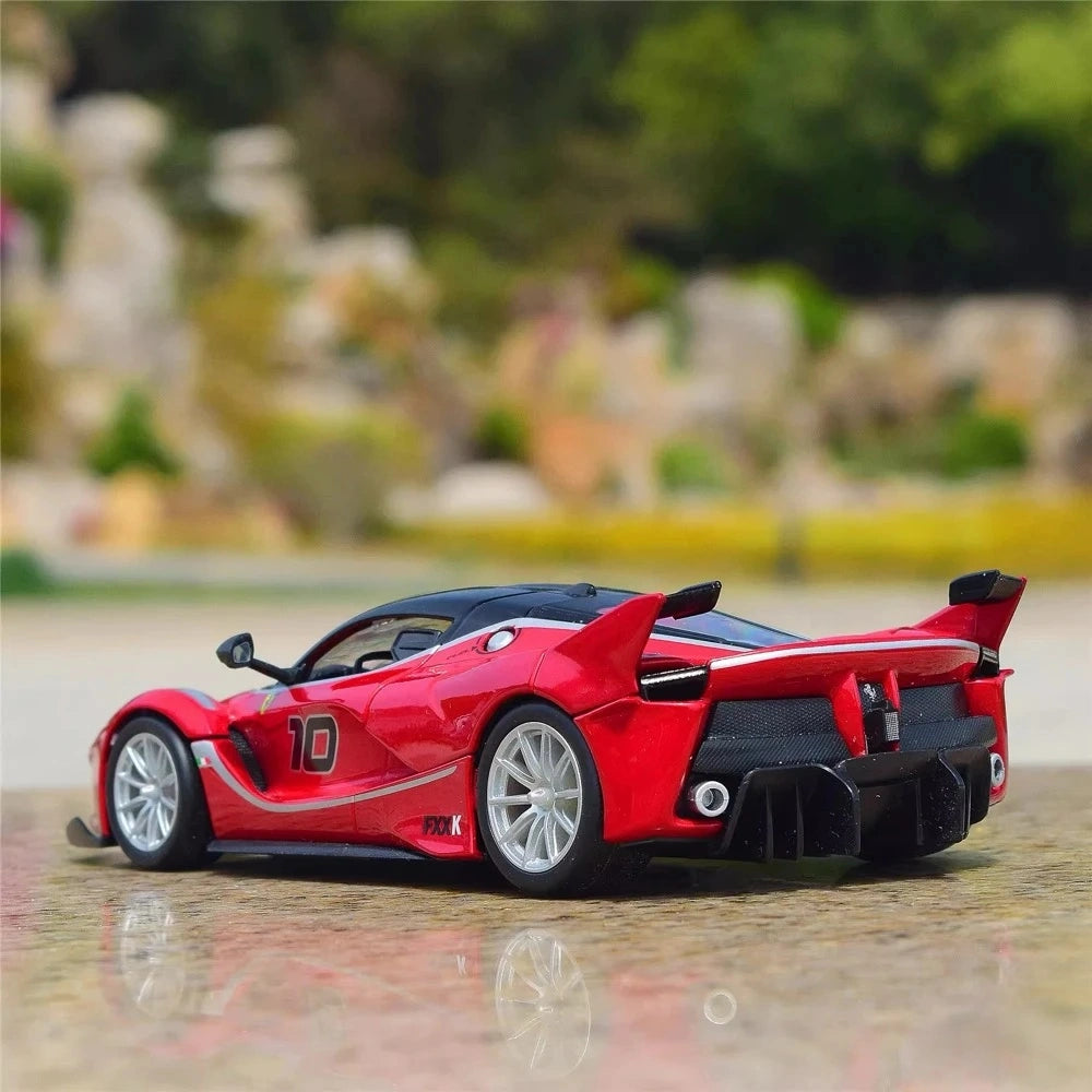 [Bburago] 1:24 Ferrari 2015 FXX K Red Model Car Die-Cast