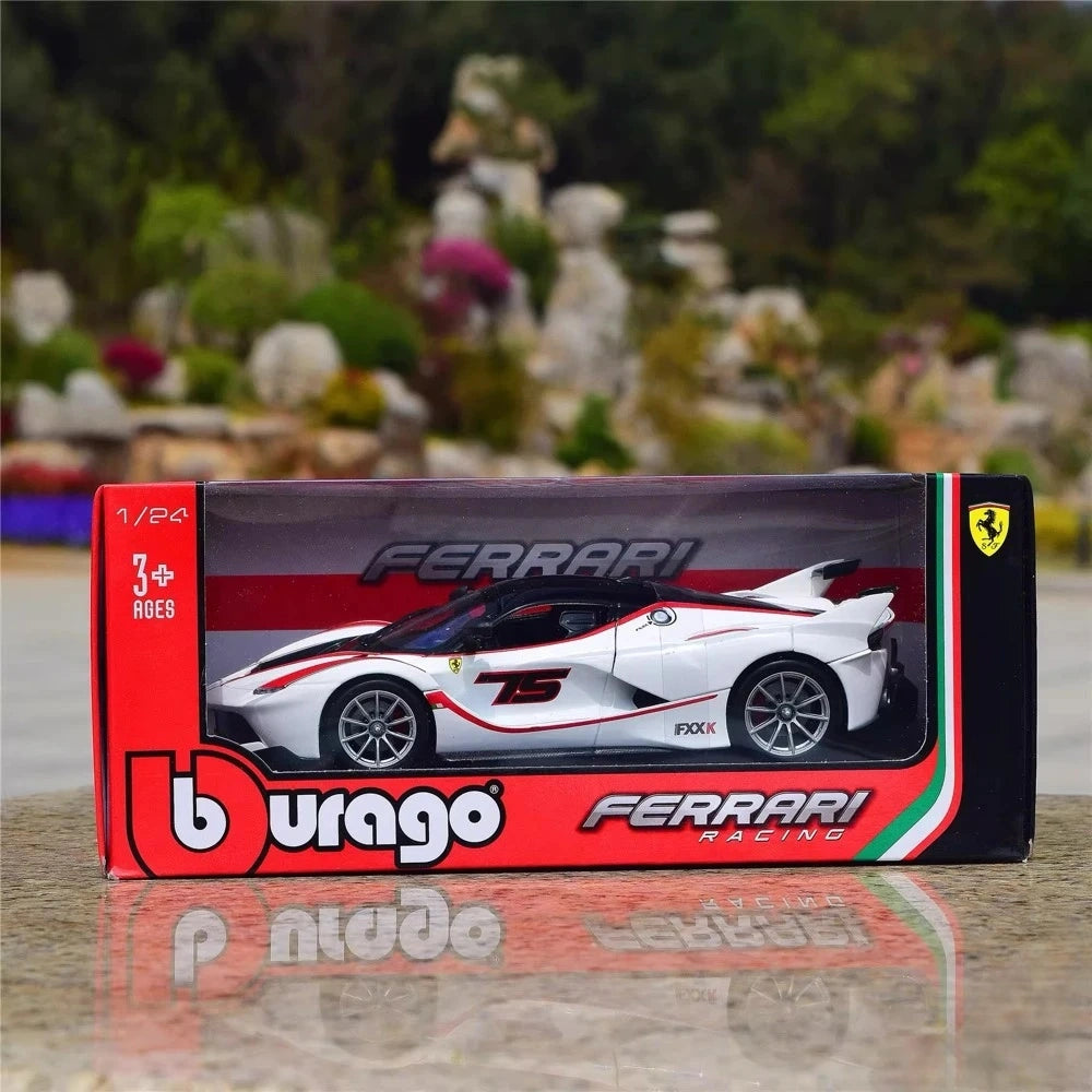 [Bburago] 1:24 Ferrari 2015 FXX K White Model Car Die-Cast