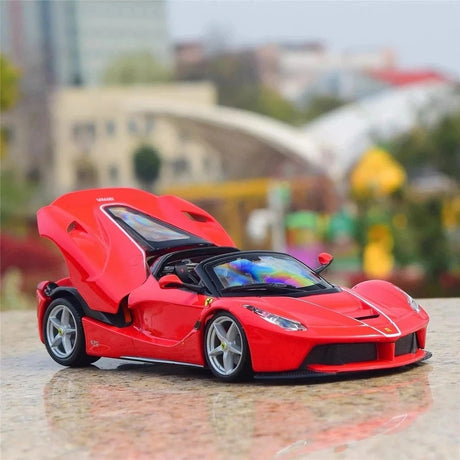 [Bburago] 1:24 Ferrari 2016 LaFerrari Aperta punainen pienoismalli Die-Cast