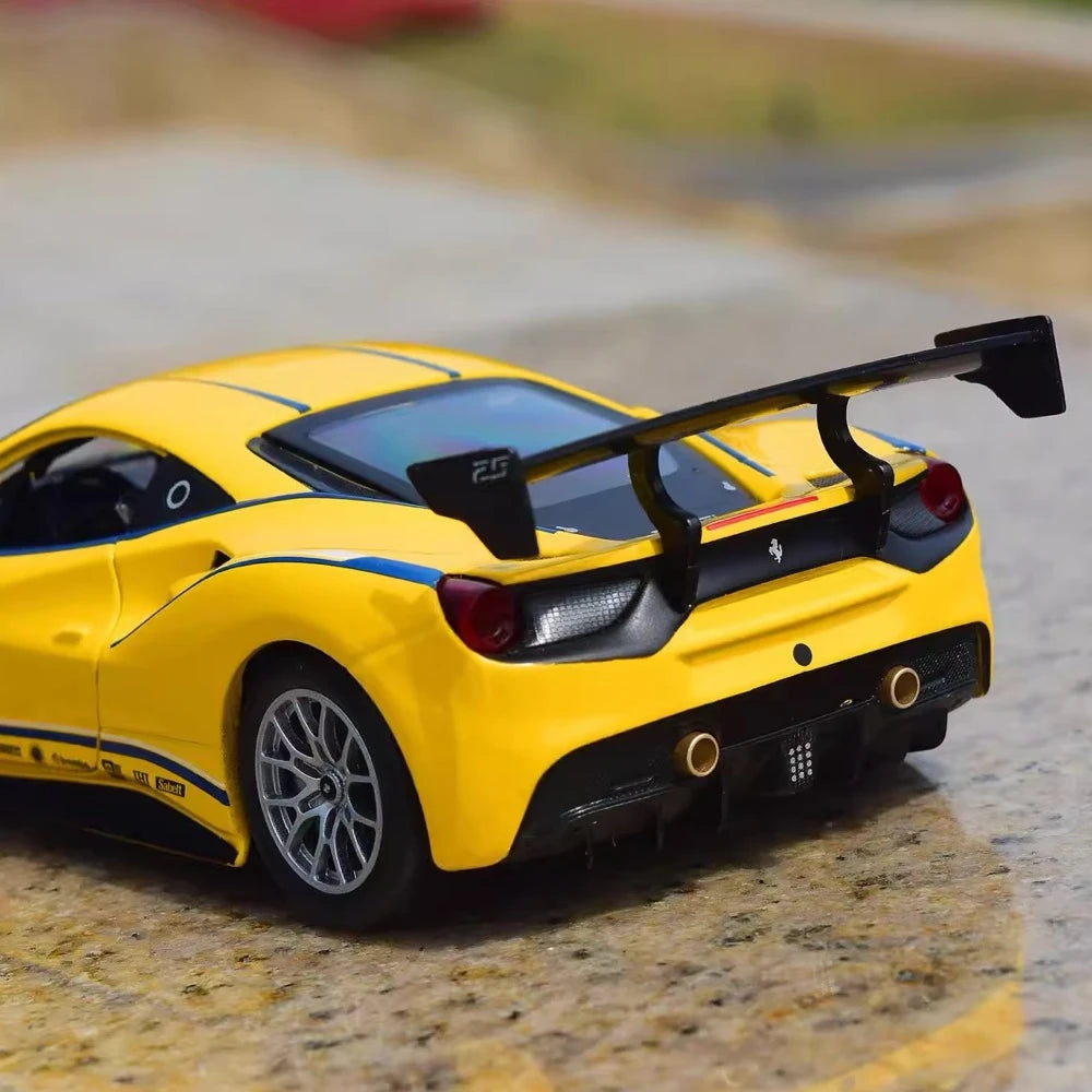 [Bburago] 1:24 Ferrari 2018 488 Challenge giallo modellino di auto Die-Cast